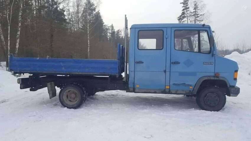 Mercedes-Benz 609 krovininis mikroautobusas nuomai su vairuotoju