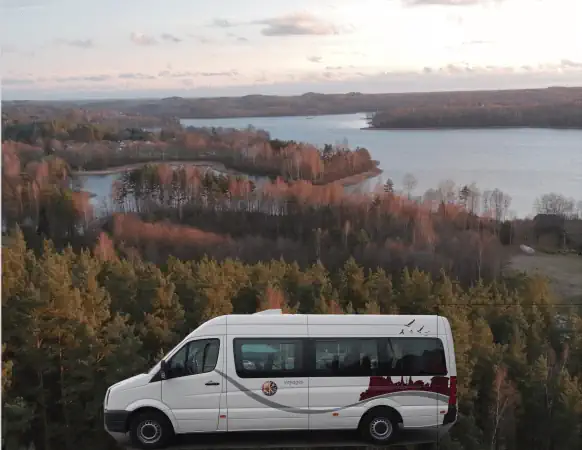 Ekskursijos Lietuvoje – mikroautobusų nuoma kelionėms po gamtą ir turistinius objektus
