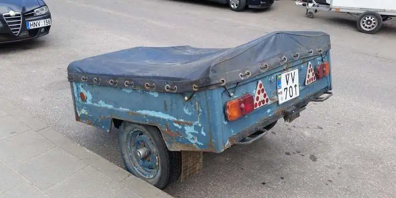 MAZ priekabos nuoma už 5 Eur Vilniuje – mėlyna, 3 kub. m talpa