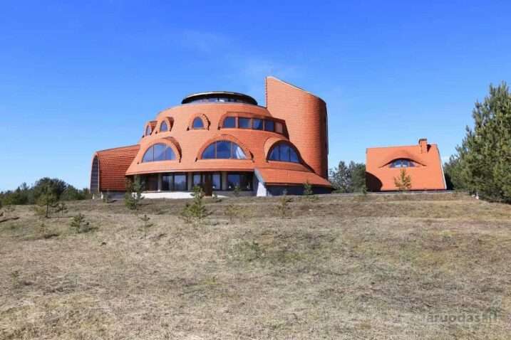 Modernus pastatas nuomai su aukštomis lubomis, Trakų raj. Markutiškių kel.